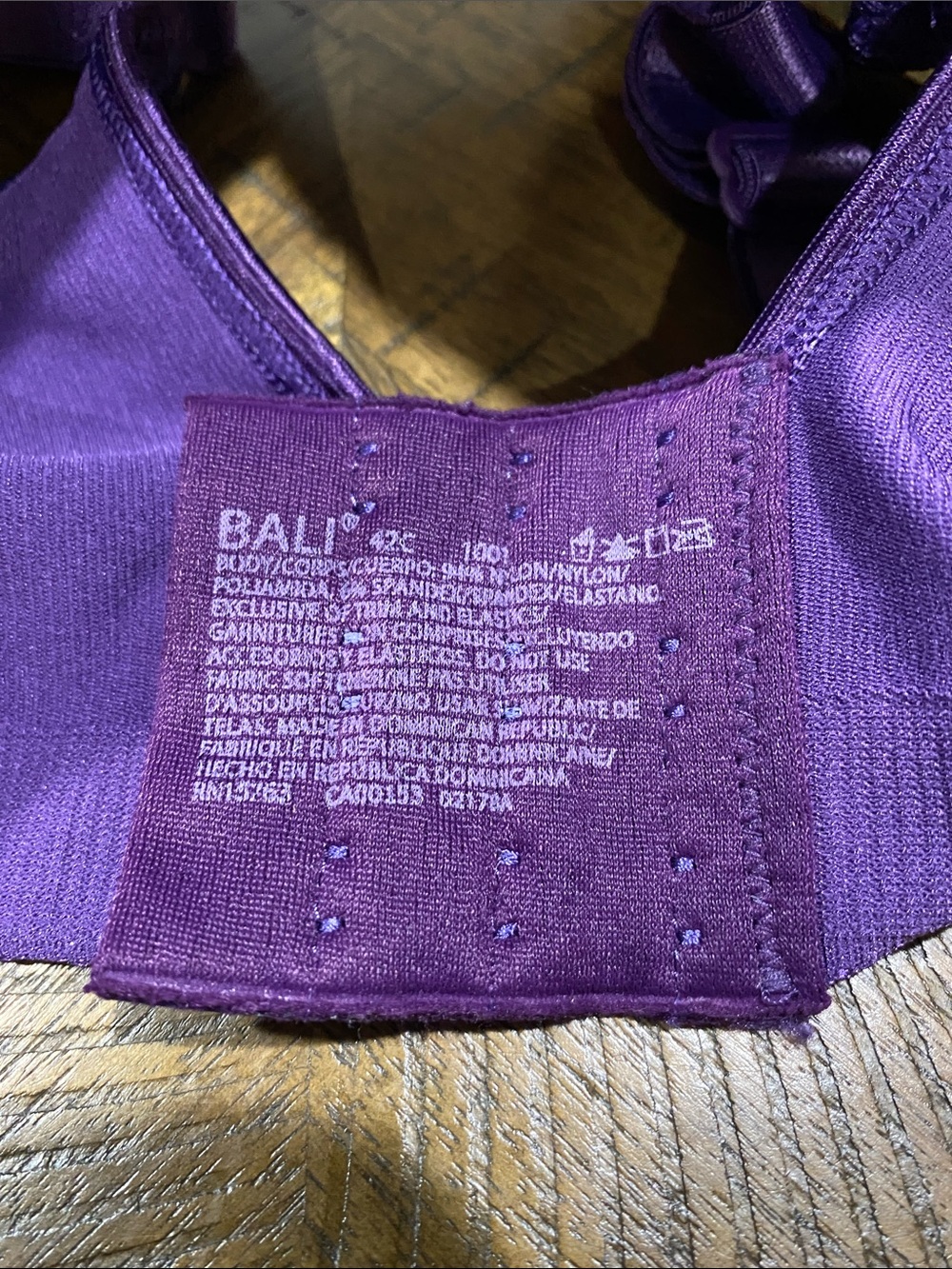 Warner’s/Vanity Fair 42C bras NWT - Picture 3 of 5